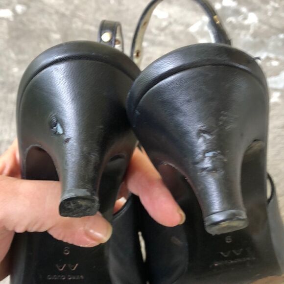 Bruno Magli  - Picture 3 of 7